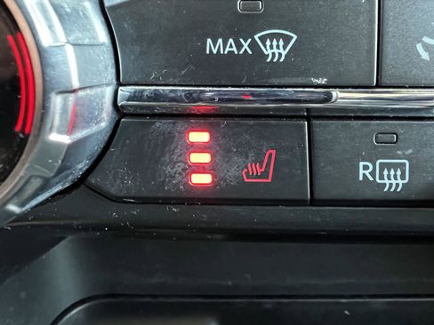 Used 2022 Ford F150 XLT w/ Equipment Group 302A High image 39