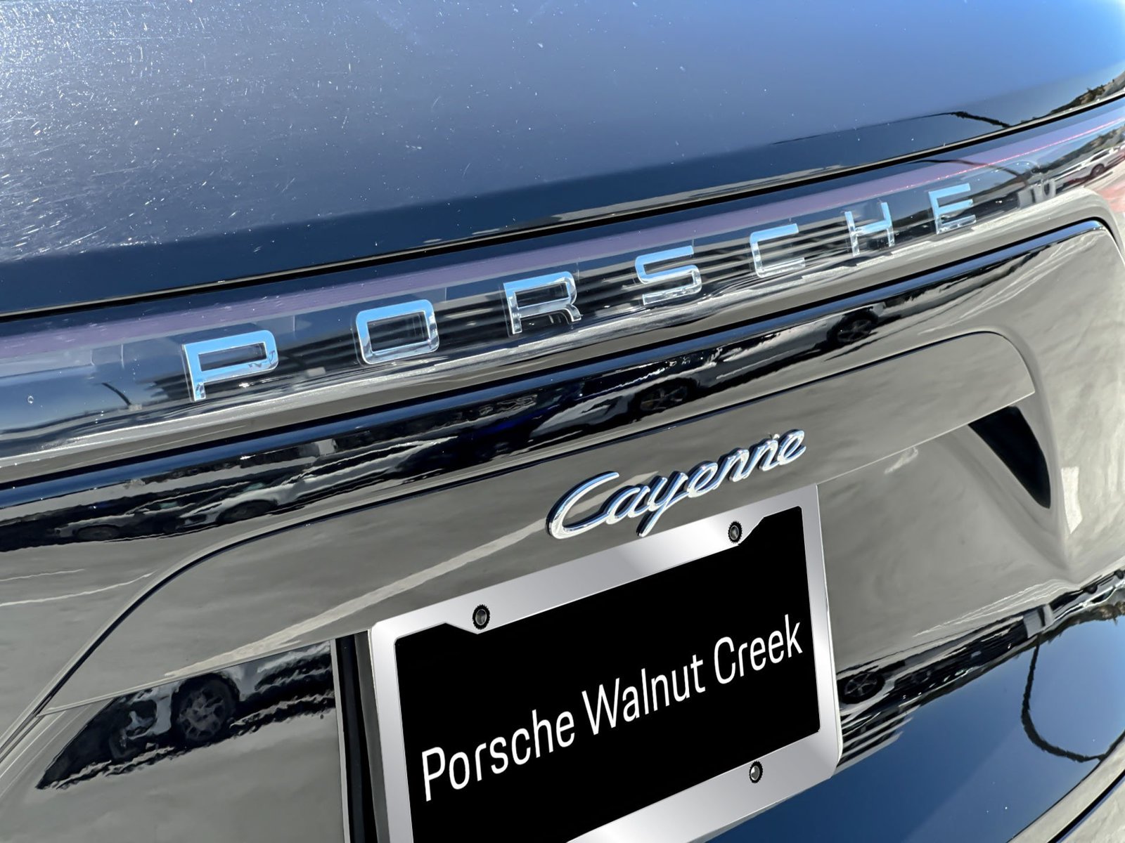 Used 2023 Porsche Cayenne AWD/4WD image 23