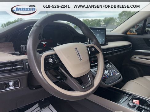 Used 2022 Lincoln Corsair Reserve w/ Equipment Group 201A AWD/4WD image 12