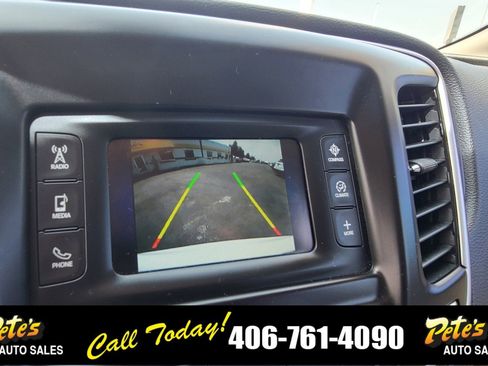 Used 2016 Chrysler 200 Limited image 24
