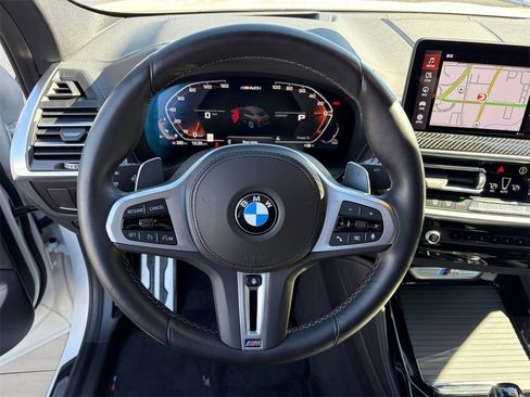 Used 2022 BMW X4 M40i w/ Premium Package image 11