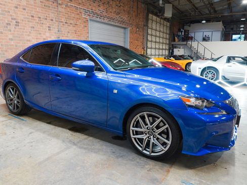 Used 2016 Lexus IS 350 AWD w/ F Sport Package image 2
