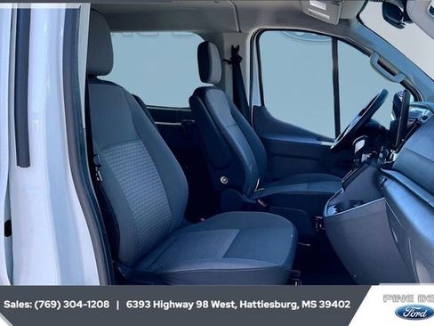 Used 2023 Ford Transit 350 XLT image 6