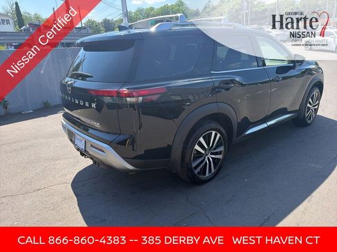 Certified 2025 Nissan Pathfinder Platinum w/ Cargo Package AWD/4WD image 8