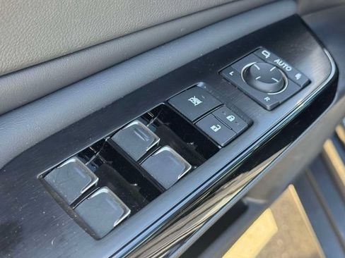 Certified 2024 Lexus ES 350 w/ Premium Package FWD image 22