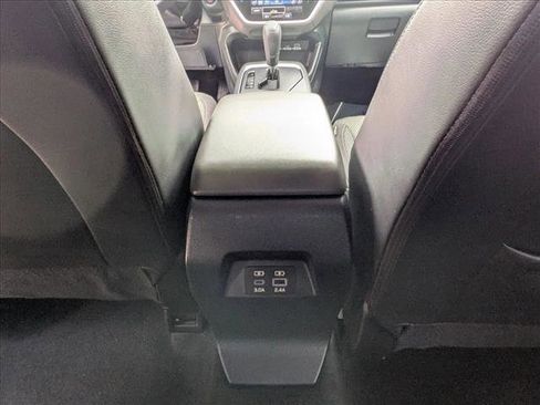 Certified 2024 Subaru Crosstrek 2.0i Premium image 14