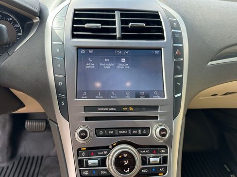 Used 2019 Lincoln MKZ Reserve image 28