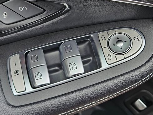 Certified 2020 Mercedes-Benz GLC 300 4MATIC image 15