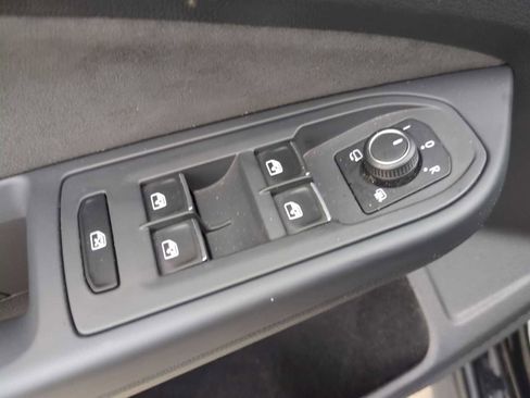 Used 2024 Volkswagen GTI S image 22