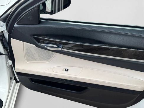 Used 2012 BMW 740i RWD image 22