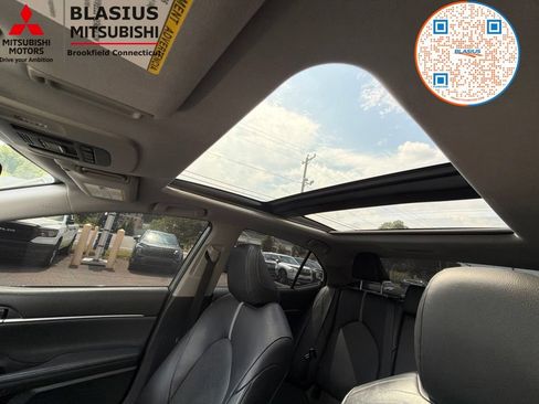 Used 2019 Toyota Camry XSE FWD image 35