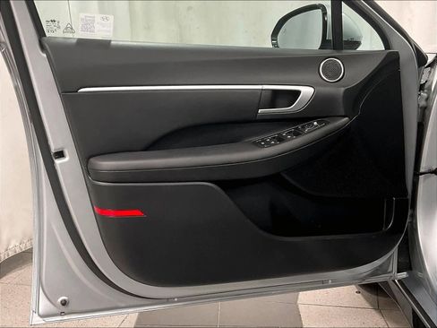 Certified 2024 Hyundai Sonata SEL w/ Convenience Package image 9