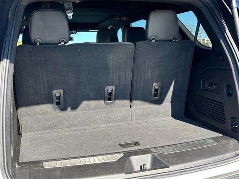 Certified 2023 Chevrolet Tahoe Z71 w/ Luxury Package image 32