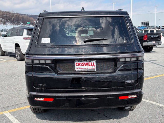 New 2026 Jeep Grand Wagoneer Summit AWD/4WD image 6