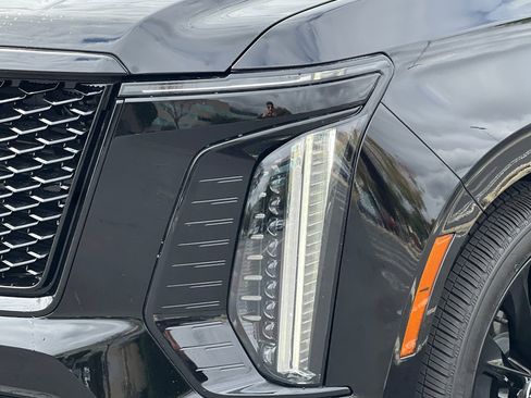 Certified 2025 Cadillac Escalade Sport Platinum w/ LPO, ONYX Package image 55