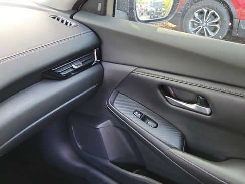 Used 2021 Nissan Sentra SV w/ Trunk Package FWD image 27