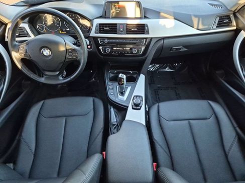 Used 2017 BMW 320i Sedan RWD image 26