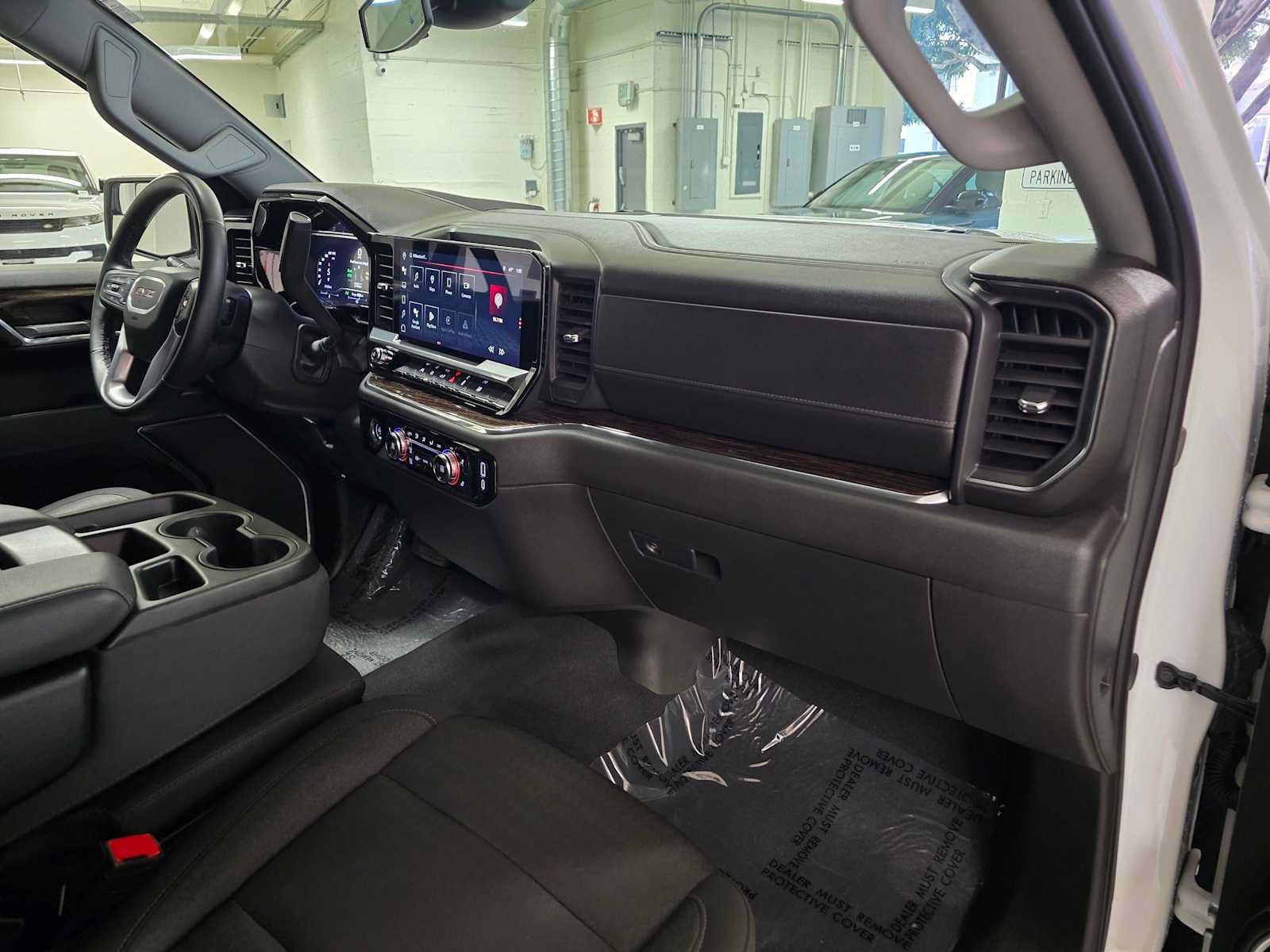 Used 2024 GMC Sierra 1500 Elevation RWD image 10