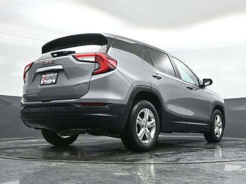 Used 2024 GMC Terrain SLE image 44