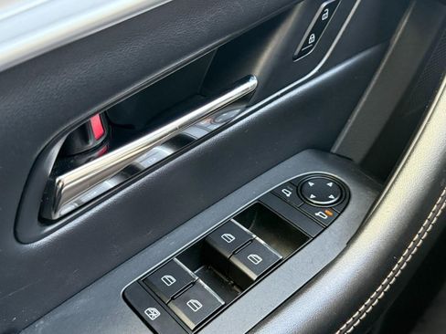 Used 2024 MAZDA CX-90 3.3 Turbo w/ Premium Package image 22