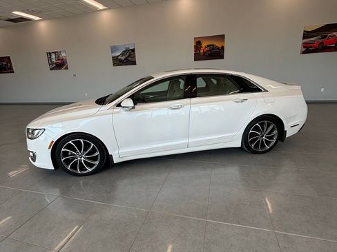 Used 2018 Lincoln MKZ Select w/ Magnetic Appearance Package image 9