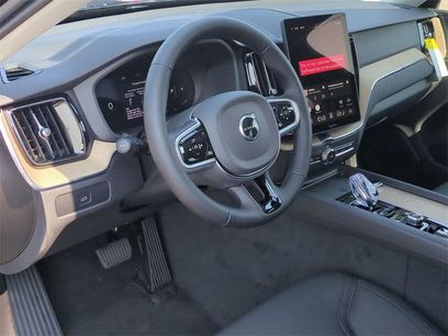 Used 2026 Volvo XC60 B5 Plus w/ Protection Package Premier