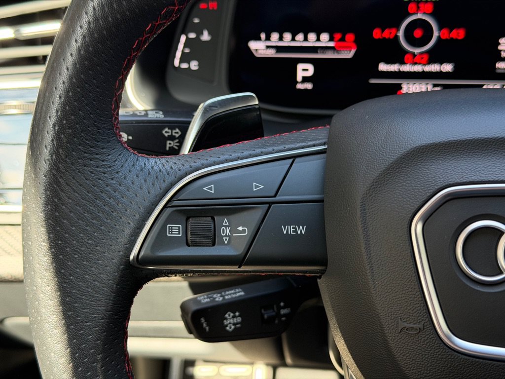 Used 2022 Audi RS Q8 AWD/4WD image 33
