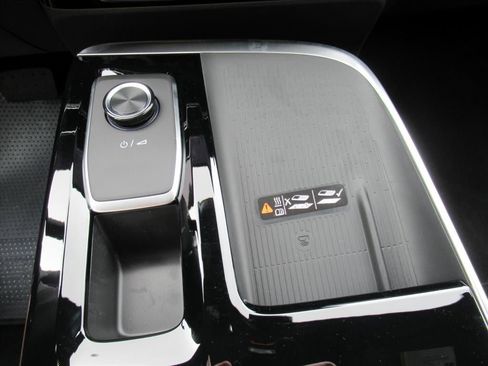 New 2026 Buick Enclave Sport Touring w/ Power Package FWD image 26