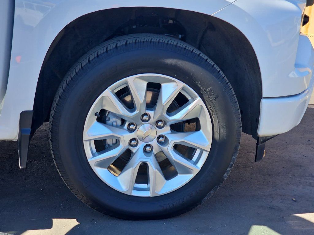 Used 2024 Chevrolet Silverado 1500 Custom RWD image 38