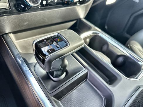 New 2026 GMC Sierra 1500 SLT image 26