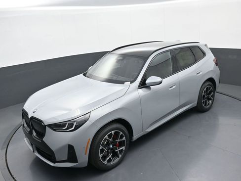 New 2026 BMW X3 xDrive30 w/ M Sport Package image 32