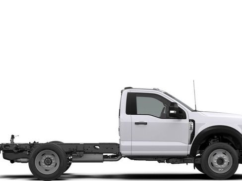 New 2026 Ford F550 4x4 Regular Cab Super Duty image 5