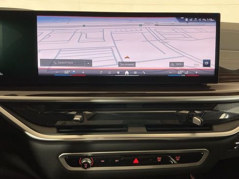 New 2026 BMW X5 sDrive40i w/ Climate Comfort Package image 11