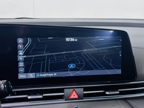 Used 2025 Hyundai Elantra SEL FWD image 22
