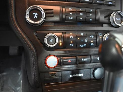 Used 2017 Ford Mustang GT RWD image 17