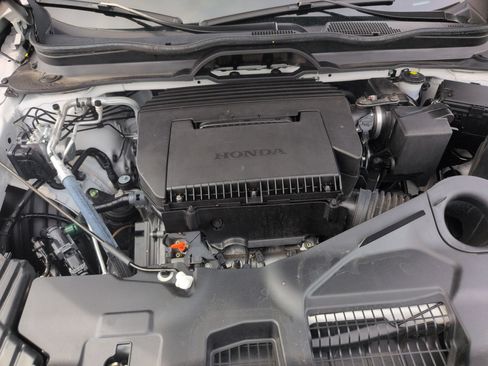 Used 2024 Honda Pilot Touring image 39