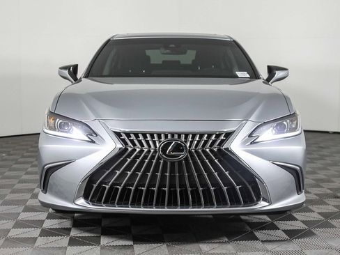 Used 2025 Lexus ES 350 image 2