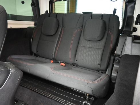 Used 2020 Jeep Wrangler Rubicon image 31