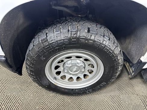 Used 2020 Chevrolet Silverado 1500 W/T w/ WT Value Package image 10