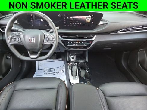 Used 2025 Buick Envista Avenir image 2