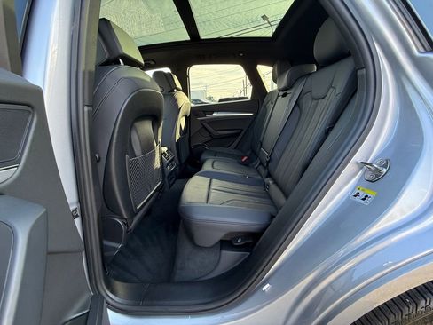 Used 2025 Audi Q5 2.0T Premium image 26