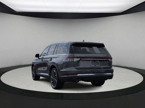 Used 2023 Lincoln Aviator Reserve w/ Equipment Group 201A AWD/4WD image 6