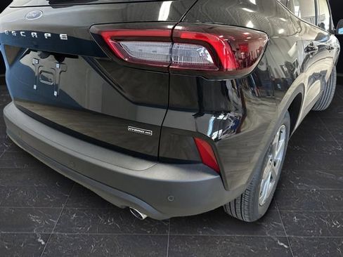 Certified 2025 Ford Escape ST-Line Elite w/ Tech Pack #1 image 33