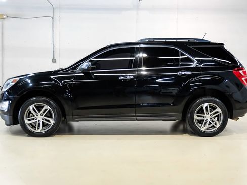 Used 2017 Chevrolet Equinox Premier w/ Enhanced Convenience Package image 12