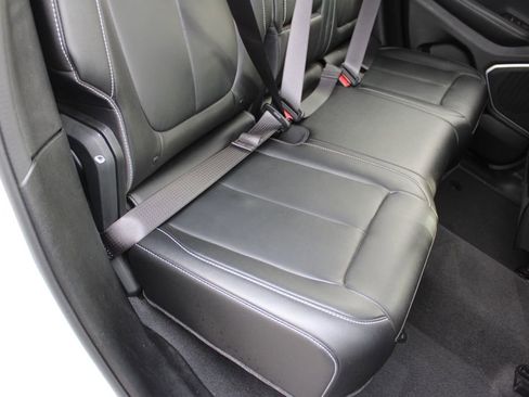 Used 2022 Jeep Grand Cherokee Limited image 24