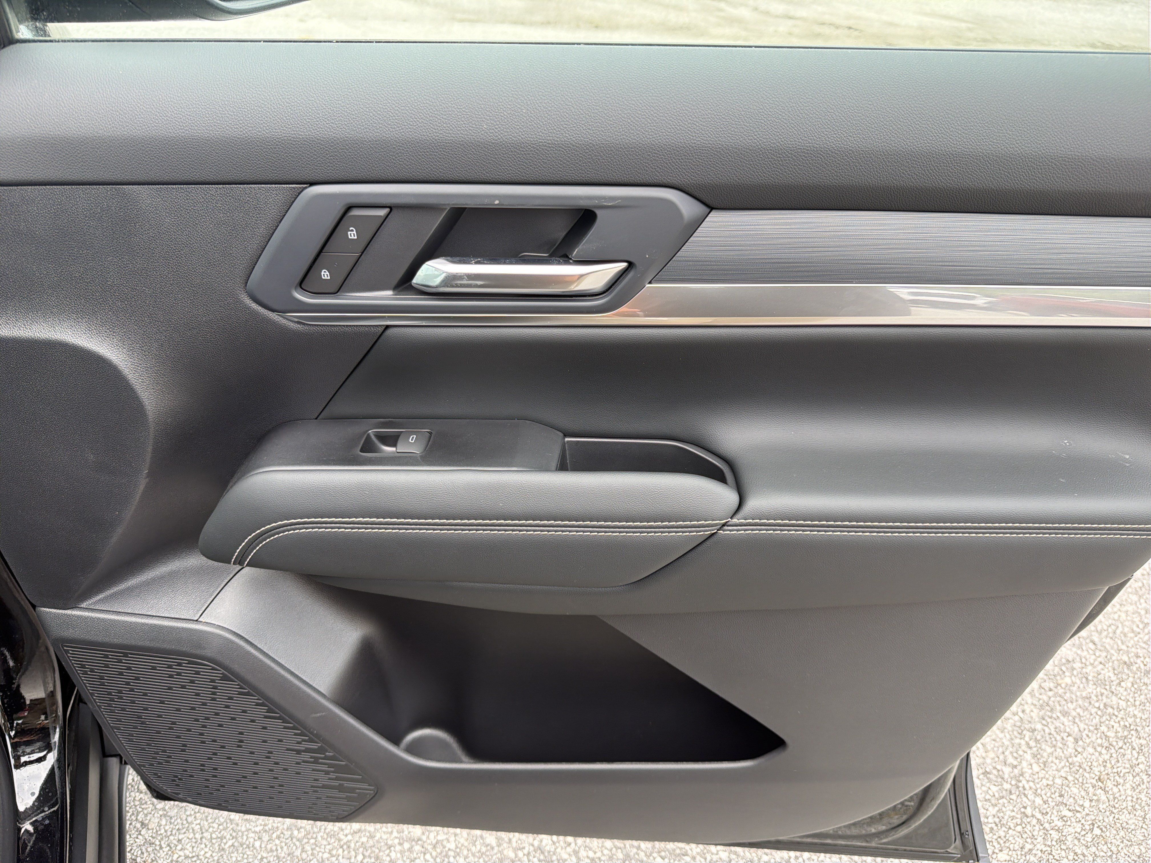New 2026 GMC Terrain Elevation w/ Black Edition FWD image 15