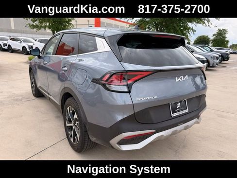 Used 2023 Kia Sportage EX image 2