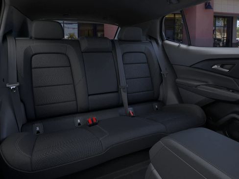 New 2026 Chevrolet Equinox EV LT image 17