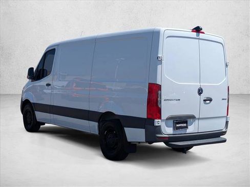 Used 2024 Mercedes-Benz Sprinter 2500 image 8