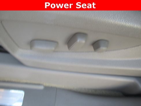 Used 2017 GMC Yukon SLT image 25